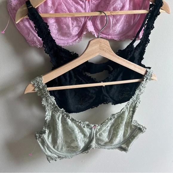 Skims Lace Bras Set Of 3 Size 40D And 38D Green Pink Black Underwire - Picture 3 of 11